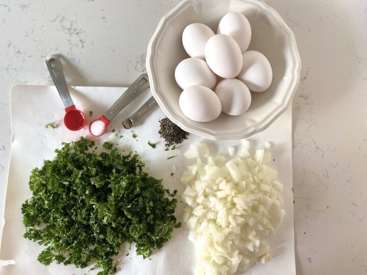 Ingredients for egg white and parsley scramble